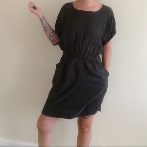 Express Grey dress with packets 🌸